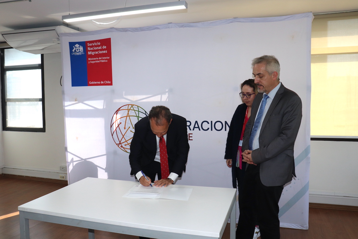 Firma-Presidente-ASOEX-2